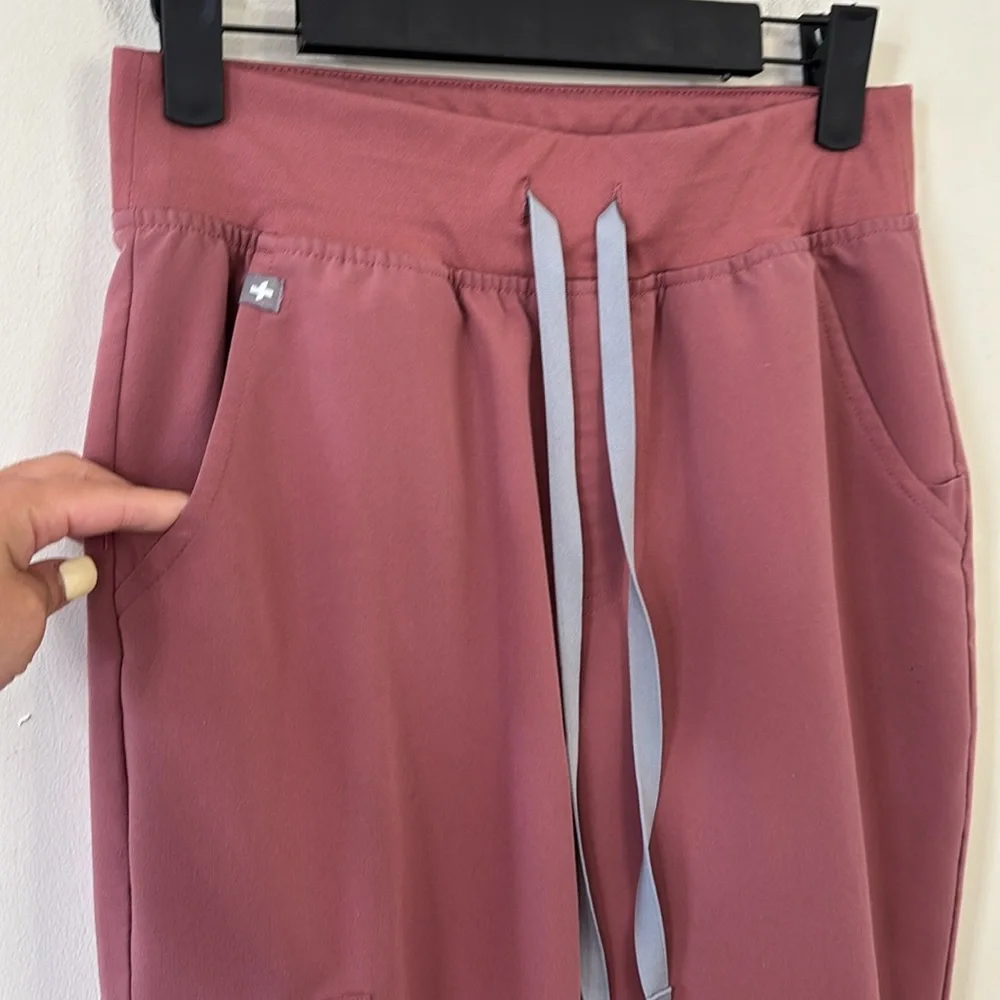 FIGS Zamora High Waisted Jogger Scrub Pant Mauve Size Small Petite - Picture 5 of 13